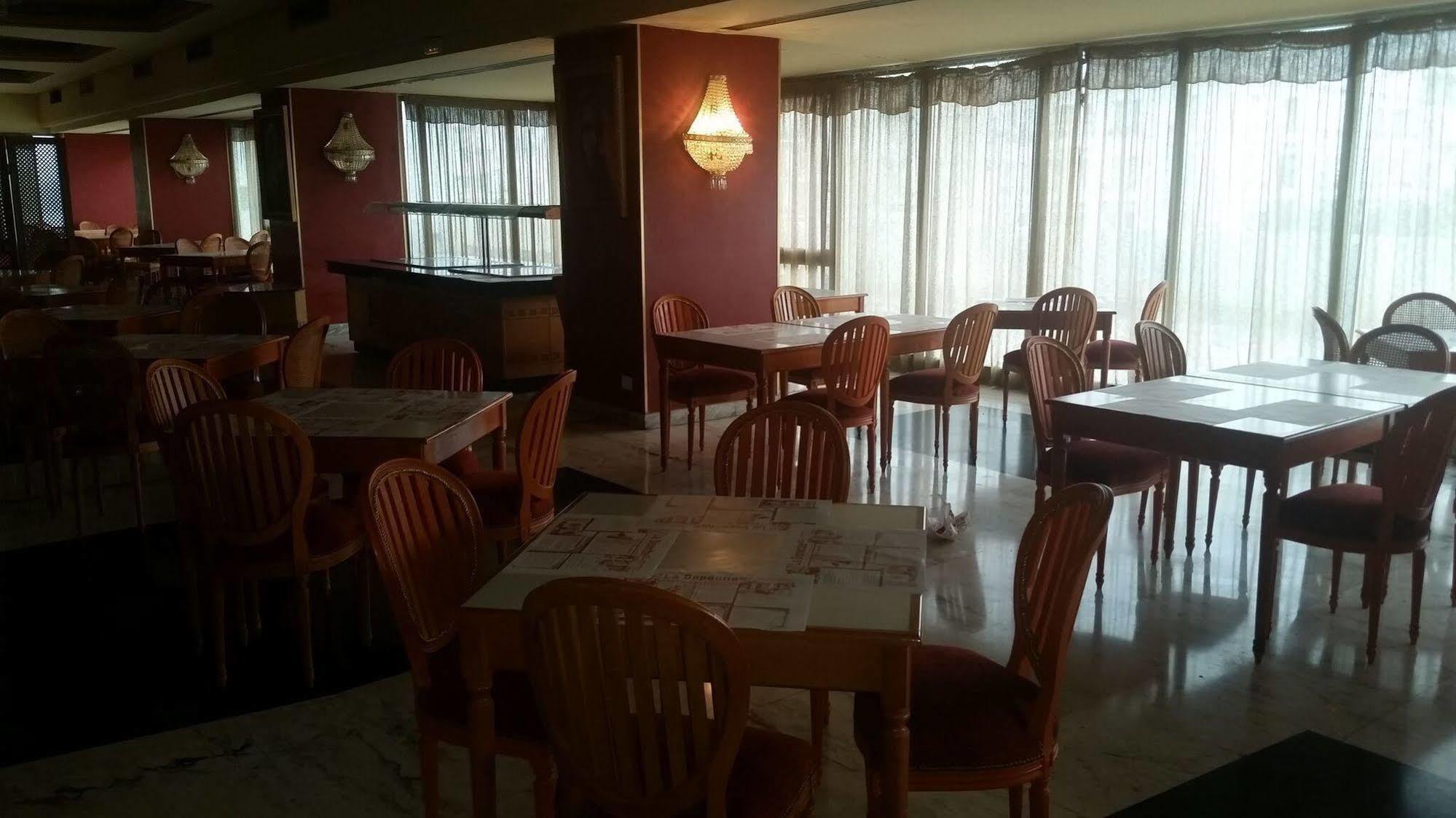 El Hana International Tunis Exterior photo